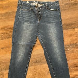 Bundle 3 pairs gently worn American Eagle jeans